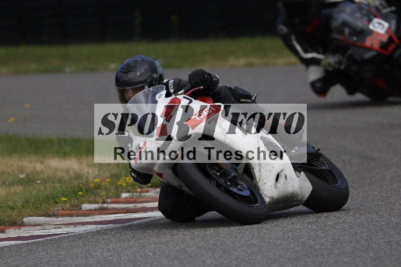 /19 06.06.2026  TZ Motorsport ADR/Gruppe rot/33